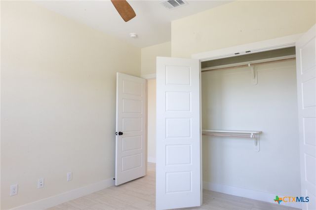 1105 W 1st Street, Lampasas, TX 76550