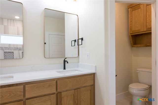 1105 W 1st Street, Lampasas, TX 76550