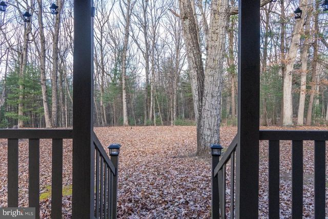 800 COVE MOUNTAIN RD, Mathias, WV 26812