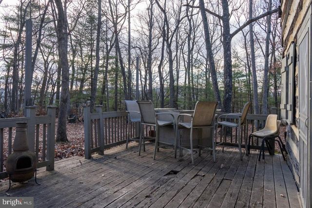 800 COVE MOUNTAIN RD, Mathias, WV 26812