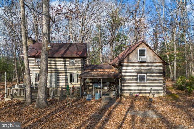 800 COVE MOUNTAIN RD, Mathias, WV 26812