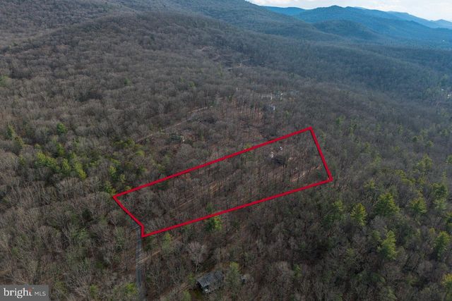 800 COVE MOUNTAIN RD, Mathias, WV 26812