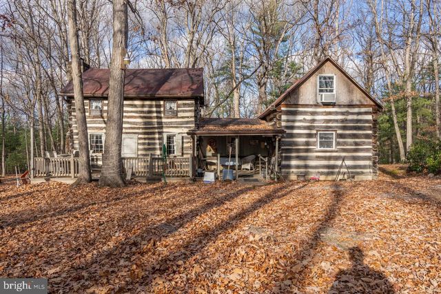 800 COVE MOUNTAIN RD, Mathias, WV 26812