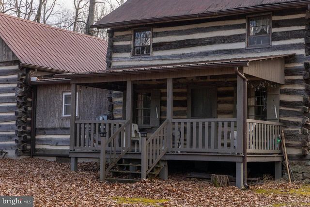 800 COVE MOUNTAIN RD, Mathias, WV 26812