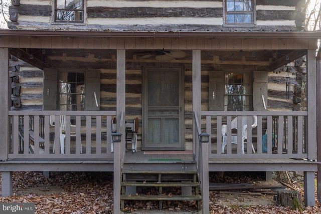 800 COVE MOUNTAIN RD, Mathias, WV 26812