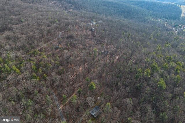 800 COVE MOUNTAIN RD, Mathias, WV 26812