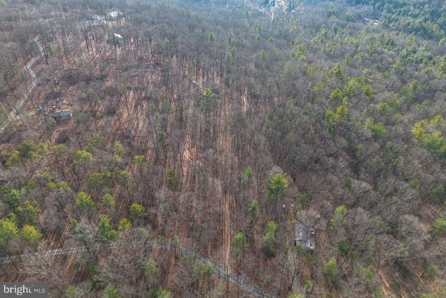 800 COVE MOUNTAIN RD, Mathias, WV 26812