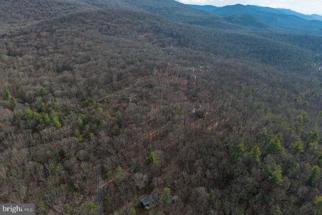 800 COVE MOUNTAIN RD, Mathias, WV 26812