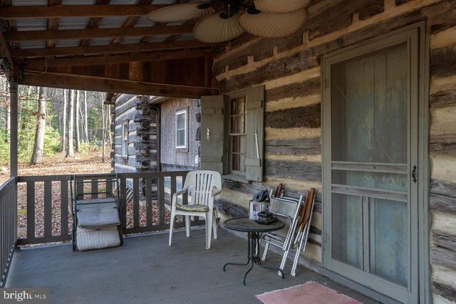 800 COVE MOUNTAIN RD, Mathias, WV 26812