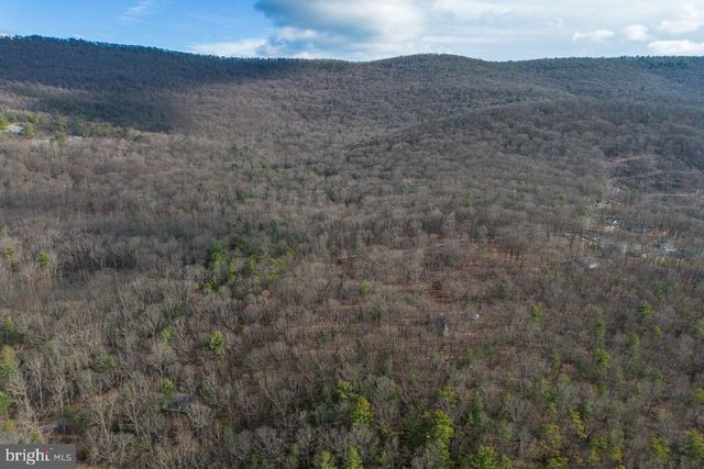 800 COVE MOUNTAIN RD, Mathias, WV 26812