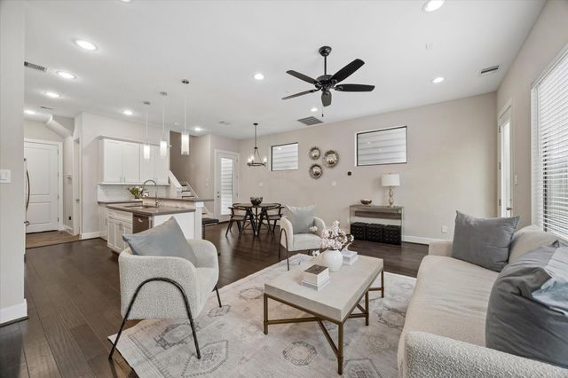 4857 Rich Oak Drive, Houston, TX 77018