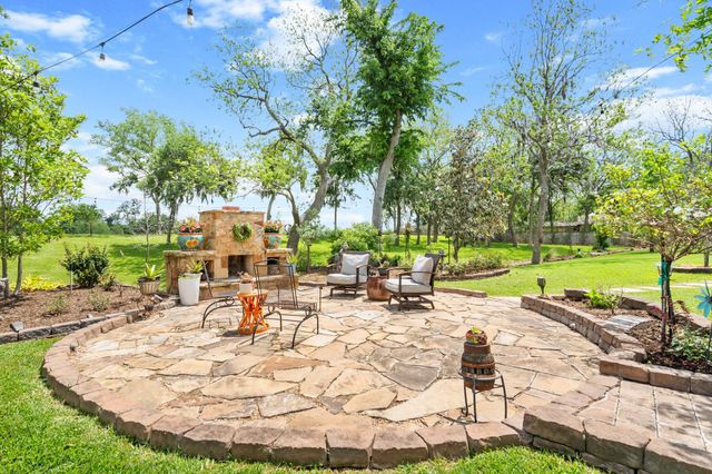 3103 Wellspring Lake Drive, Fulshear, TX 77441