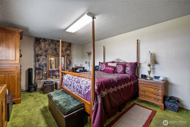 1902 E 60th Street, Tacoma, WA 98404