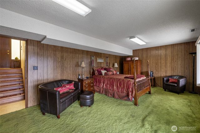 1902 E 60th Street, Tacoma, WA 98404