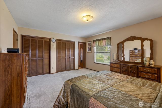 1902 E 60th Street, Tacoma, WA 98404