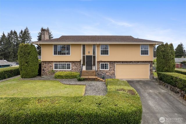 1902 E 60th Street, Tacoma, WA 98404