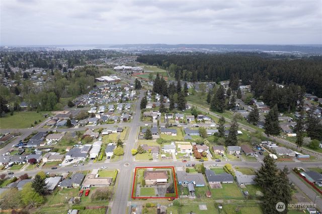 1902 E 60th Street, Tacoma, WA 98404