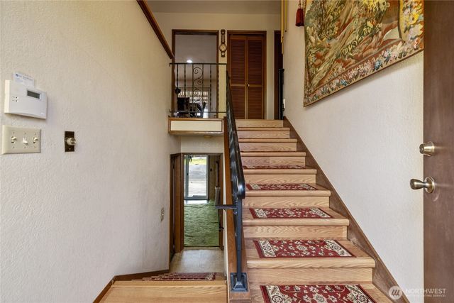 1902 E 60th Street, Tacoma, WA 98404