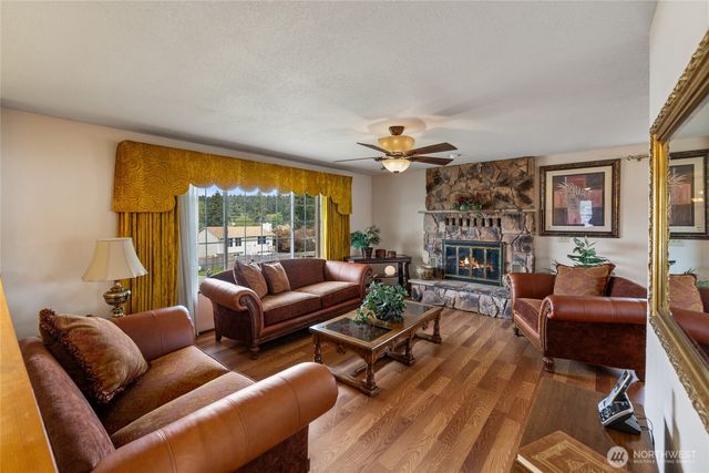 1902 E 60th Street, Tacoma, WA 98404