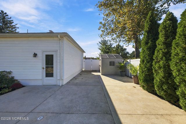 138 Besante Boulevard, Brick, NJ 08724