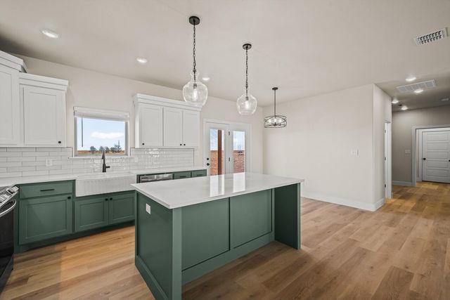 16008 N F M 179, Shallowater, TX 79363