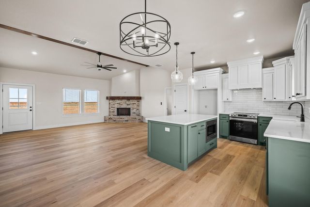 16008 N F M 179, Shallowater, TX 79363