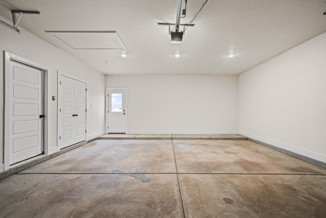 16008 N F M 179, Shallowater, TX 79363