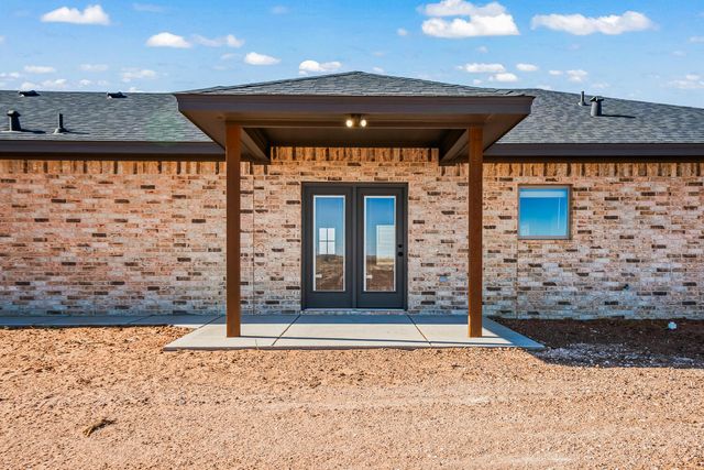 16008 N F M 179, Shallowater, TX 79363