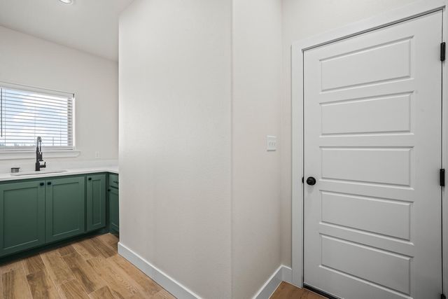 16008 N F M 179, Shallowater, TX 79363