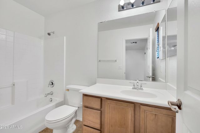 1662 S Martingale Road, Gilbert, AZ 85295
