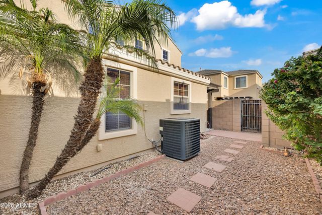 1662 S Martingale Road, Gilbert, AZ 85295