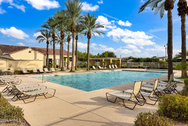 1662 S Martingale Road, Gilbert, AZ 85295