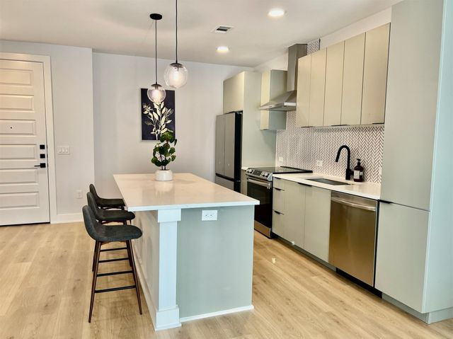 2500 Longview ST 417, Austin, TX 78705