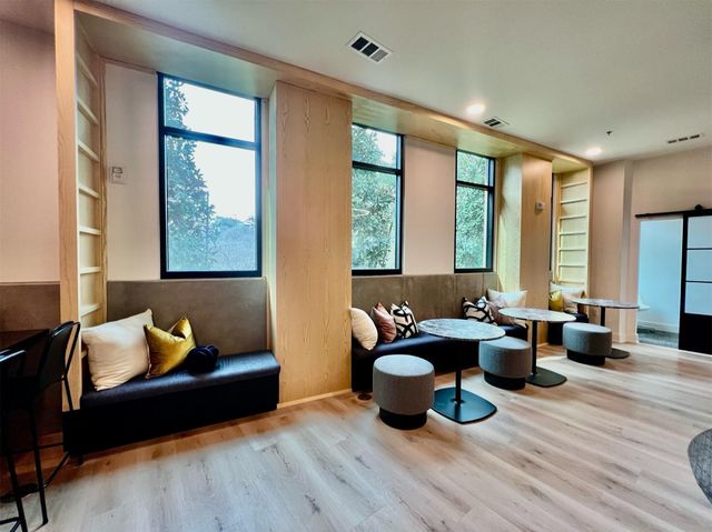 2500 Longview ST 417, Austin, TX 78705