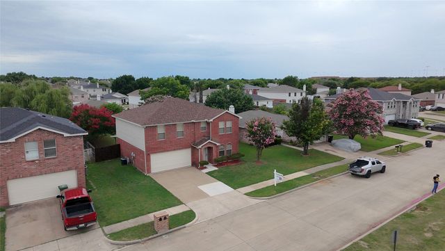 812 Ericville Drive, Arlington, TX 76001