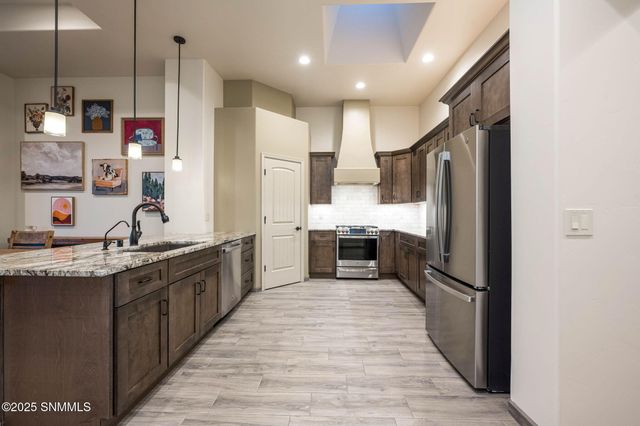 8161 Willow Bloom Circle, Las Cruces, NM 88007