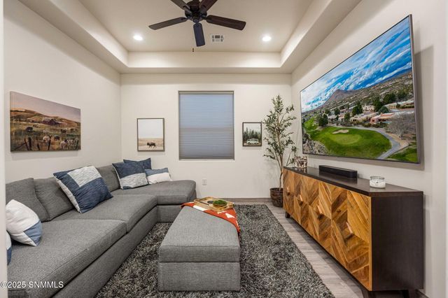 8161 Willow Bloom Circle, Las Cruces, NM 88007