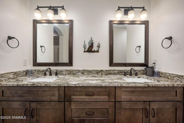 8161 Willow Bloom Circle, Las Cruces, NM 88007