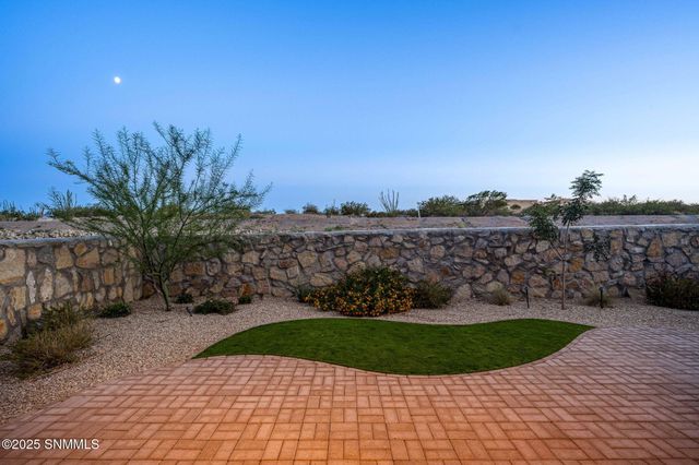 8161 Willow Bloom Circle, Las Cruces, NM 88007