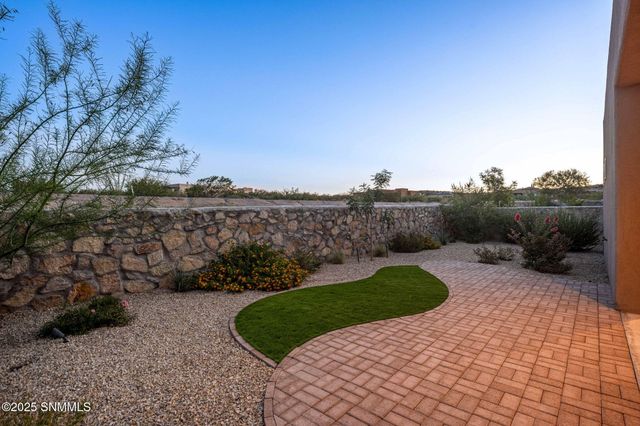 8161 Willow Bloom Circle, Las Cruces, NM 88007