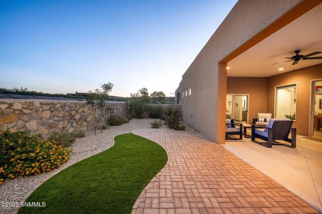 8161 Willow Bloom Circle, Las Cruces, NM 88007