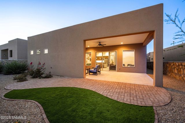 8161 Willow Bloom Circle, Las Cruces, NM 88007