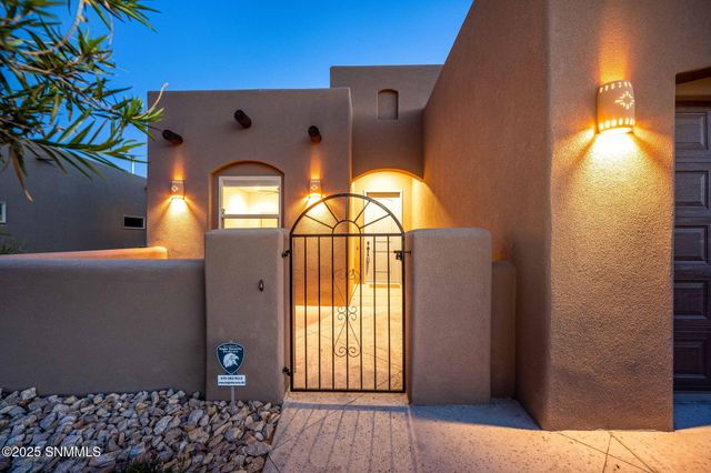 8161 Willow Bloom Circle, Las Cruces, NM 88007