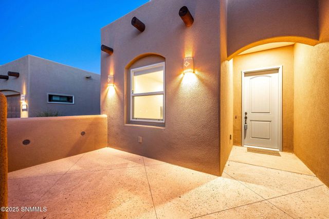 8161 Willow Bloom Circle, Las Cruces, NM 88007