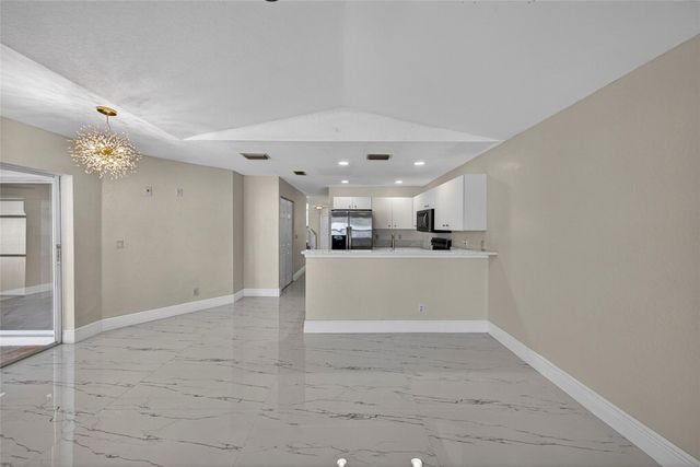 85 Citrus Park Lane, Boynton Beach, FL 33436