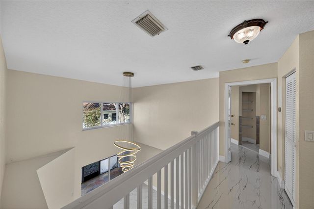 85 Citrus Park Lane, Boynton Beach, FL 33436