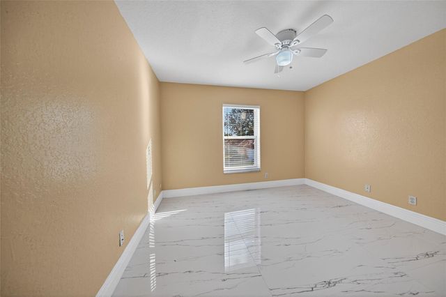 85 Citrus Park Lane, Boynton Beach, FL 33436