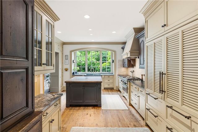 45 Montclair Drive NE, Atlanta, GA 30309