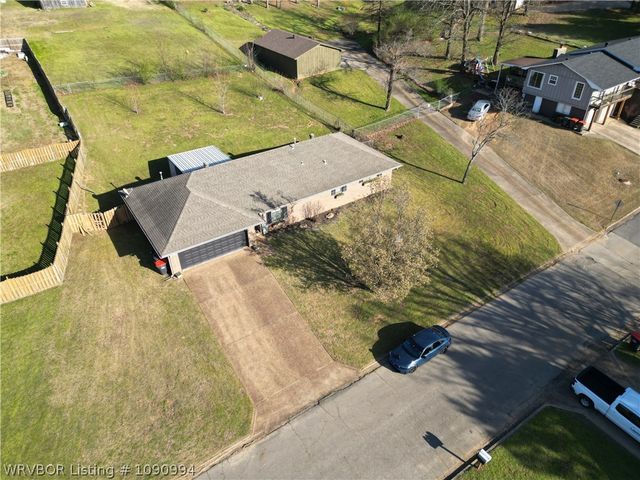 1102 8th Street, Van Buren, AR 72956