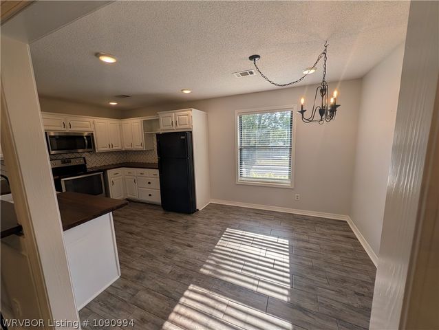 1102 8th Street, Van Buren, AR 72956